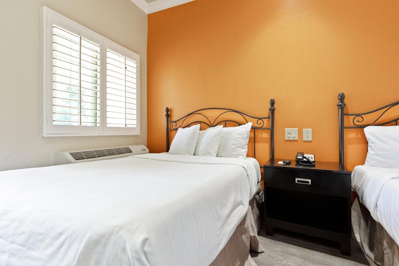 Le Blanc Inn & Suites El Monte Exteriér fotografie